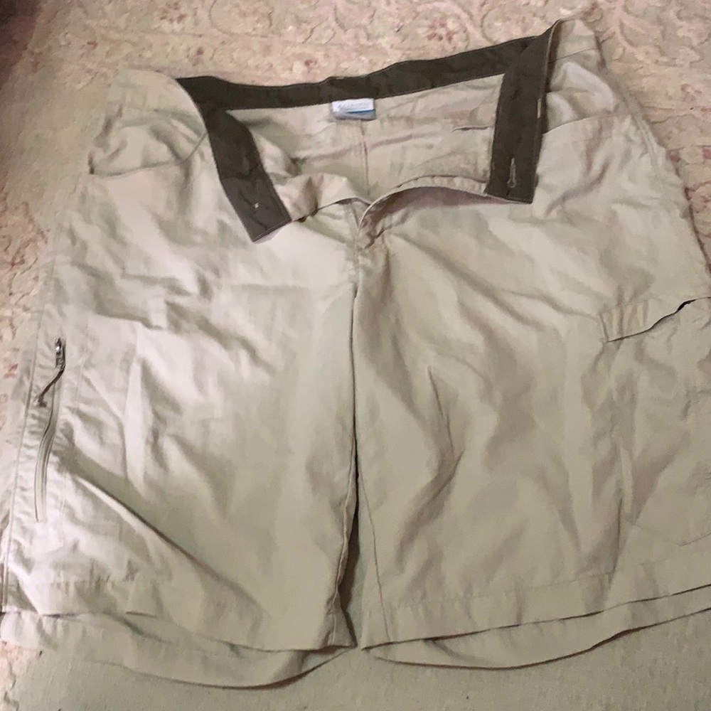 Men’s Columbia shorts